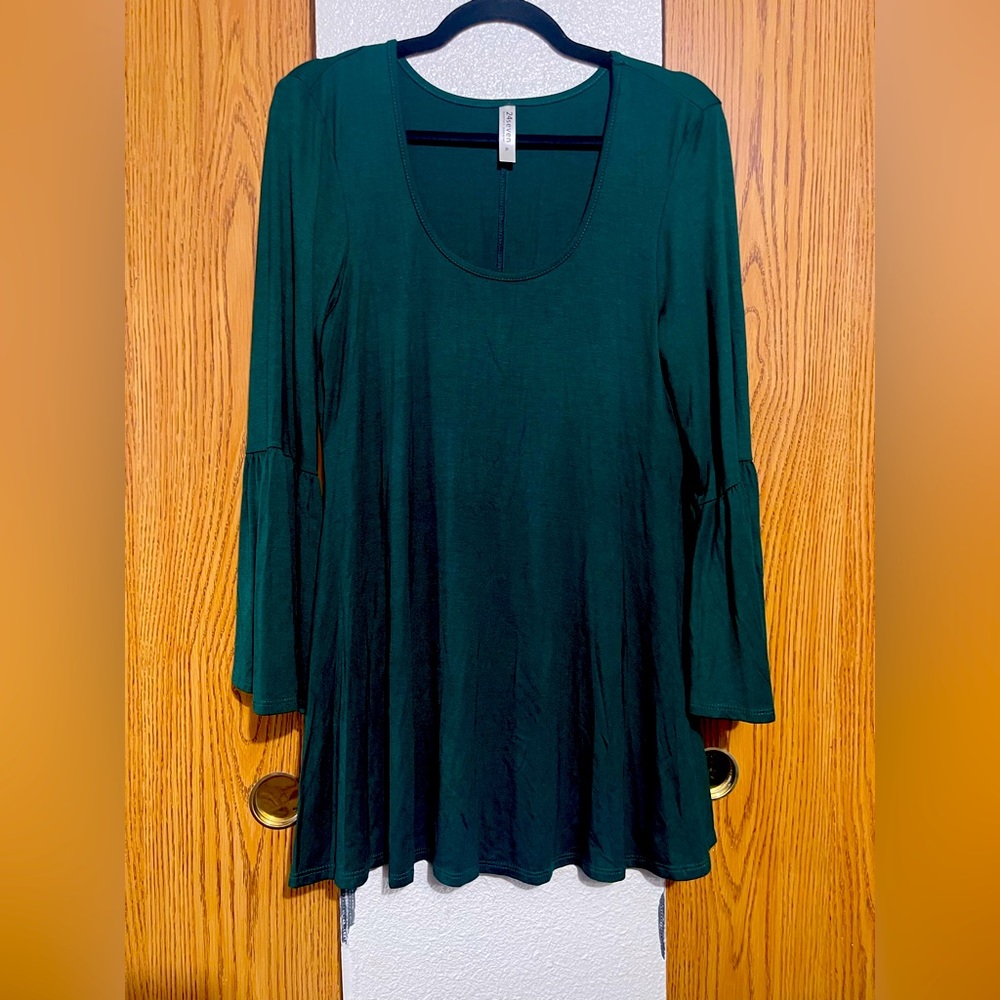 24 Seven XL TUNIC
